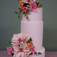 Magnolia cake without the painting 