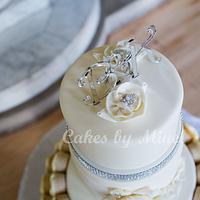 Wedding Dress cupcake cake