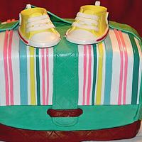 Diaper Bag cake