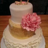 wedding cake, pink peony, ruffels, gold