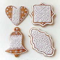 Christmas lace gingerbread