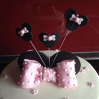 Minnie-Cake