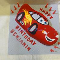 Lightening mcqueen cake