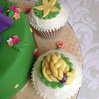 Rapunzel cake & cupcakes