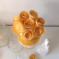 Gold love. Wafer paper flowers