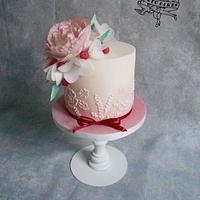 Pink, flowers and royal icing