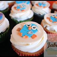 Hoot cupcakes for Jack