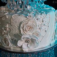 Elegant chandelier cake