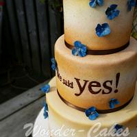 Wedding Cake with blue Hydrangea