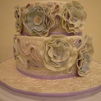 Purple flower Wedding Cake