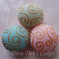 Hand Painted Embossed Fondant Topped Cup Cakes
