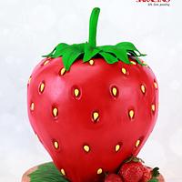 Giant Strawberry Giant Strawberry