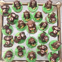 Cheeky Monkey 2nd Birthday cupcakes