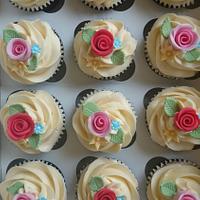 Rose garden cupcakes
