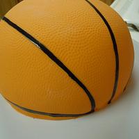 Basketball and bracket cake