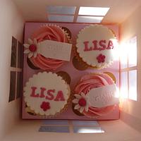 Personalised thank you cupcakes