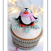 Free Tutorials for Christmas Cupcake toppers.